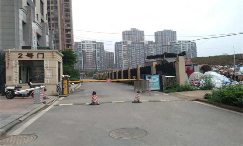 鸿城家园6号楼.webp.jpg