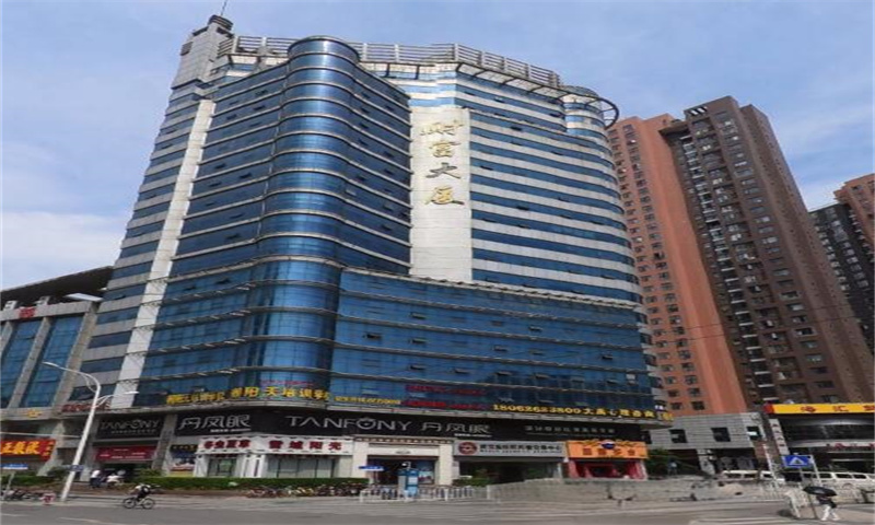 江岸财富大厦.jpg